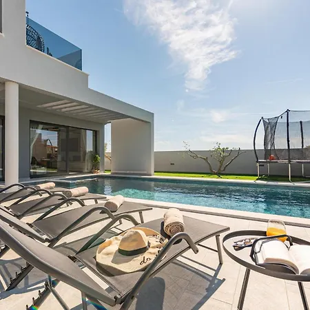 בית נופש Gorgeous In זאדאר