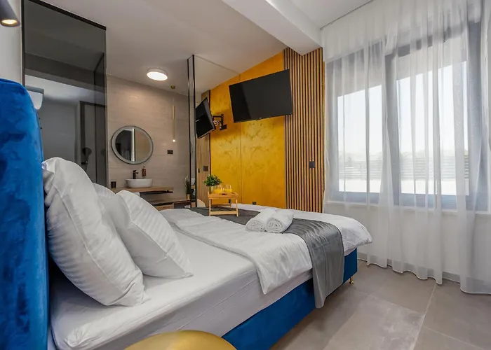 Gorgeous In זאדאר