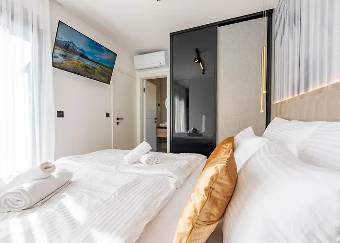 Gorgeous In זאדאר