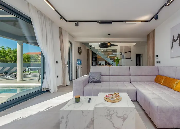 Ferienhaus Gorgeous In Zadar